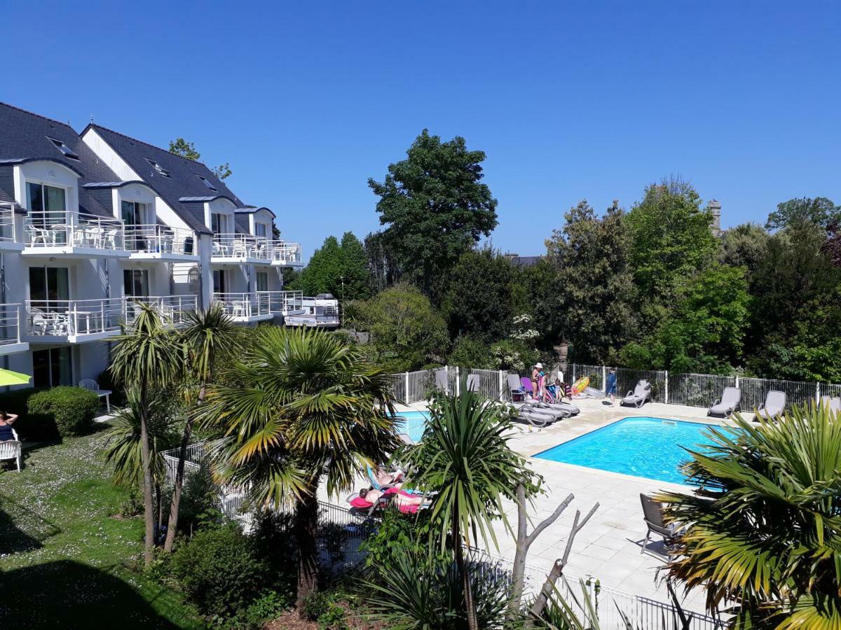 Bord De Apartment